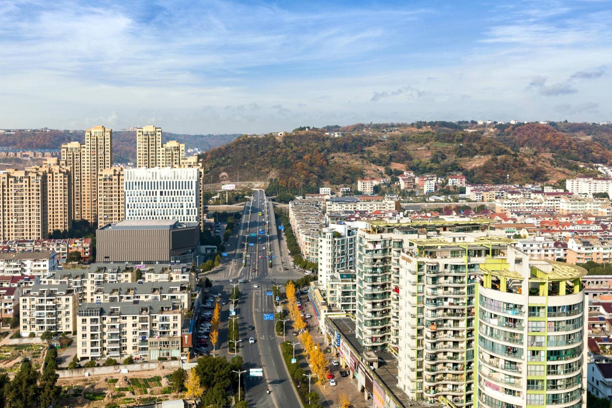 Courtyard By Marriott Xinchang Esterno foto